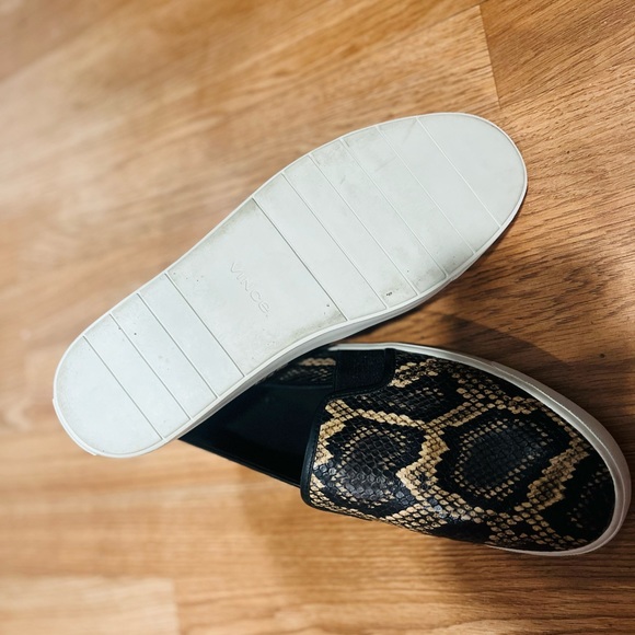 Vince Blair snakeskin embossed leather sneaker size 9.5 - Picture 6 of 7